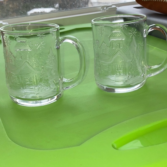 Arcoroc Other - ARCOROC WINTER WONDERLAND MADE IN FRACE SET OF 2 MUGS